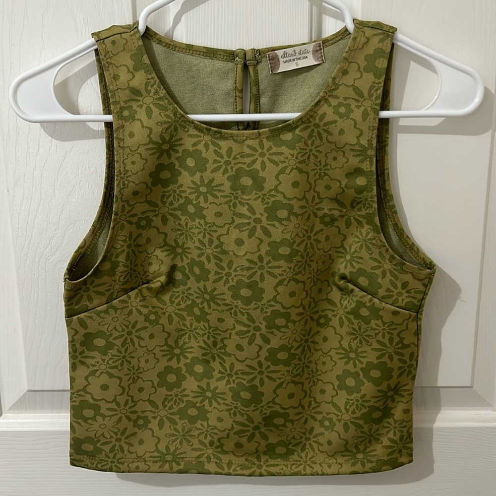 NWOT Altar’d State Floral Crop Tank Top